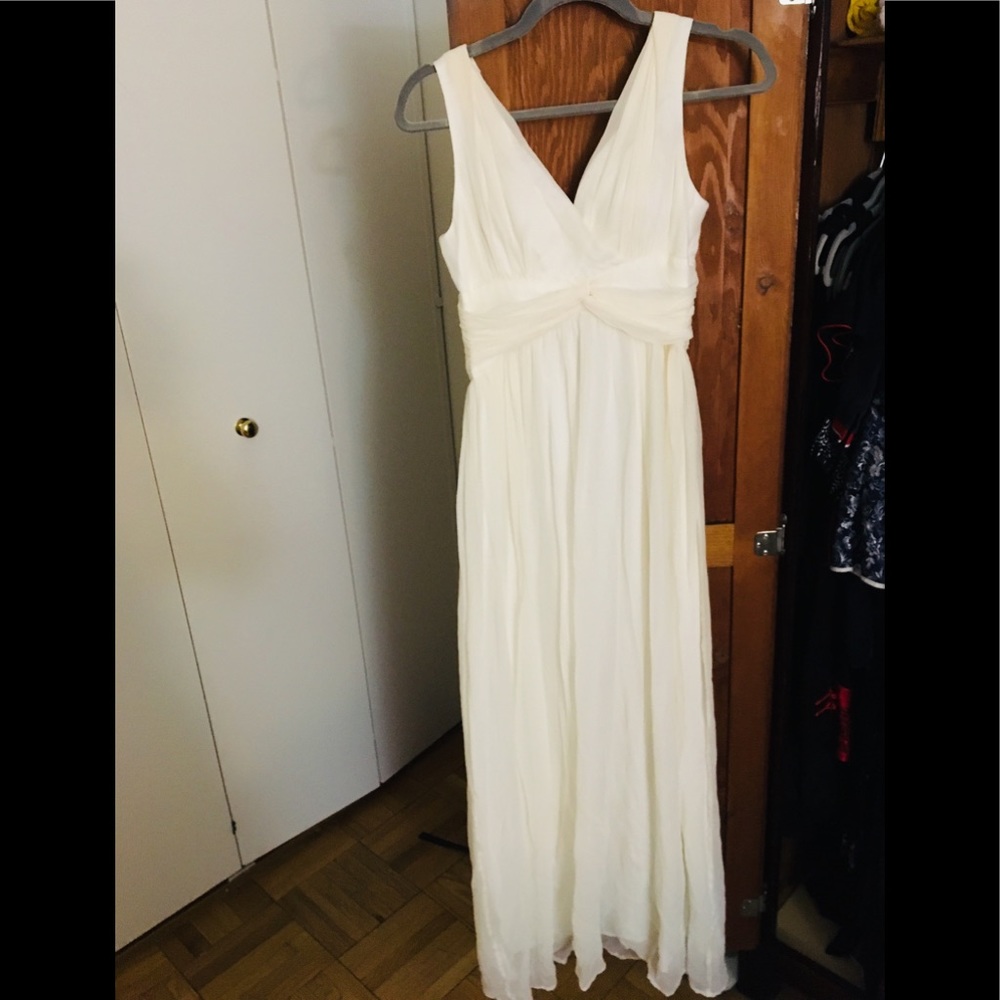 Donna Morgan size 4 white silk dress